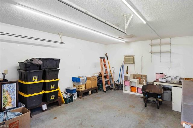 2433 Bullock TRL, Virginia Beach, VA 23454