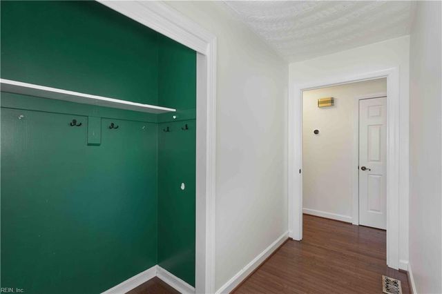 2433 Bullock TRL, Virginia Beach, VA 23454