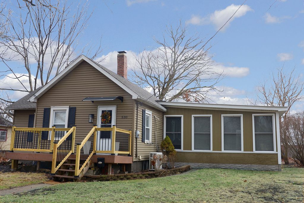 530 4th Avenue, Ottawa, IL 61350