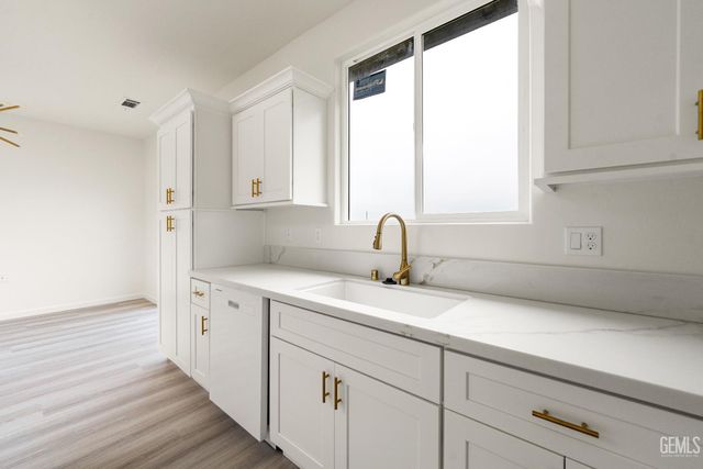 28108 Valley West Road, Taft, CA 93268