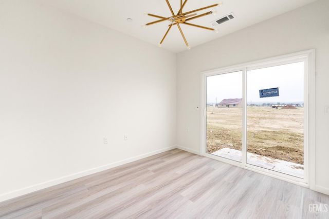 28108 Valley West Road, Taft, CA 93268