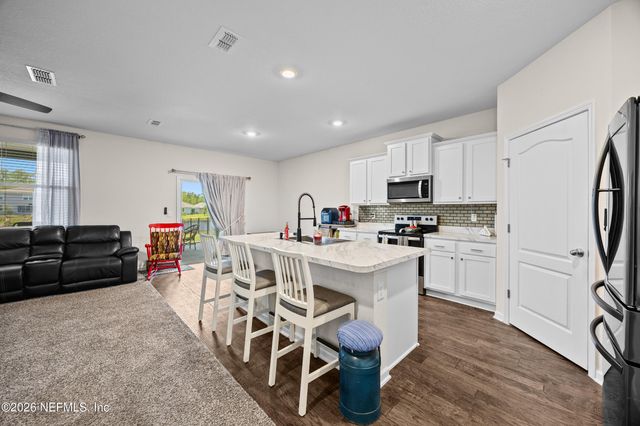 70168 ROSEAPPLE Court, Yulee, FL 32097