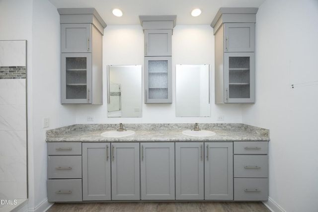 730 Sinai Circle, Hillsborough, NC 27278