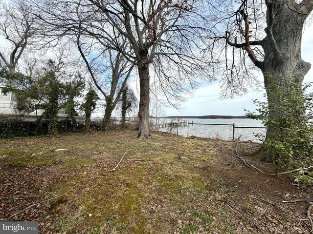 4327 SHORE RD, Baltimore, MD 21219