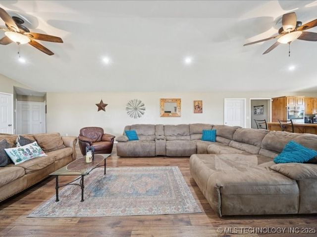 441695 E 190, Bluejacket, OK 74333