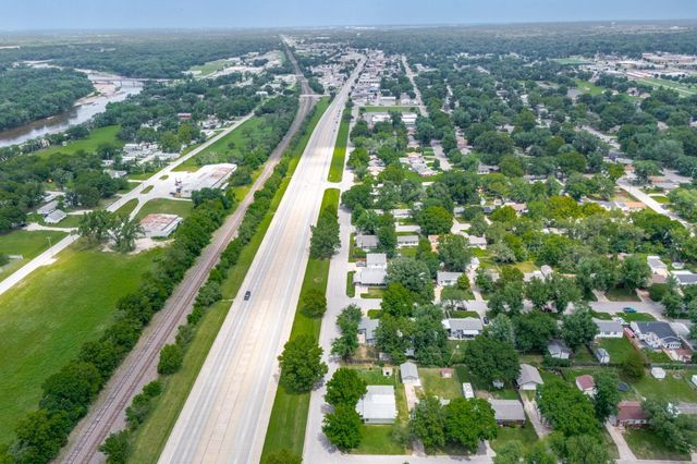 101 E Springdale St, Derby, KS 67037