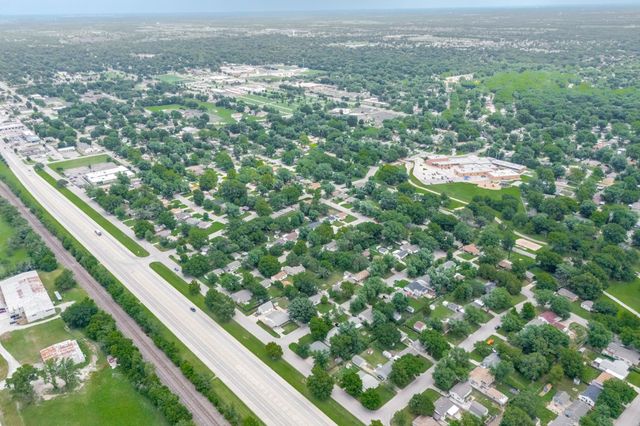 101 E Springdale St, Derby, KS 67037