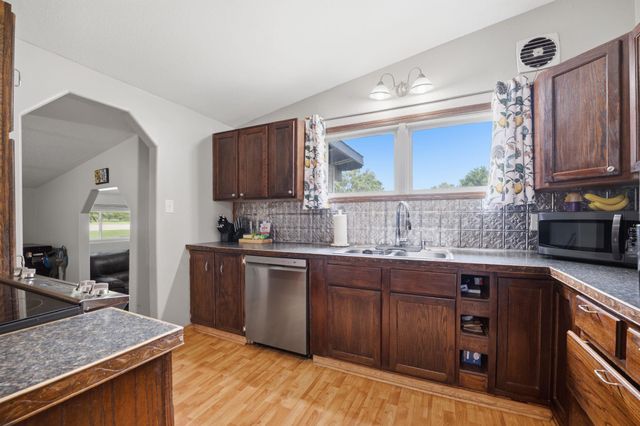 101 E Springdale St, Derby, KS 67037