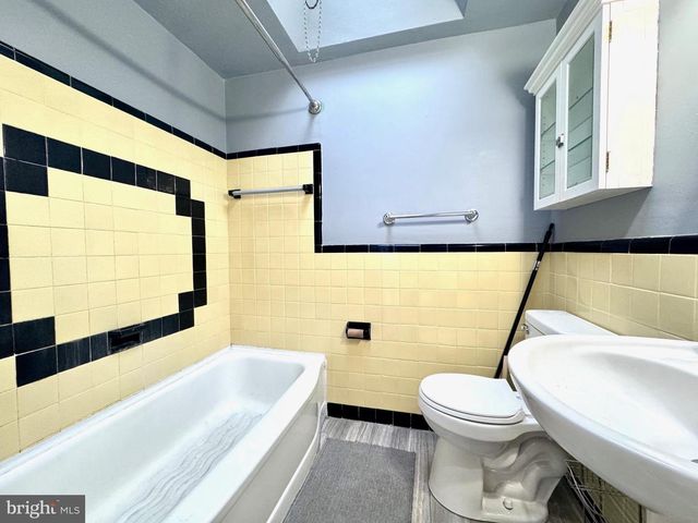 827 HAMPSHIRE, Drexel Hill, PA 19026