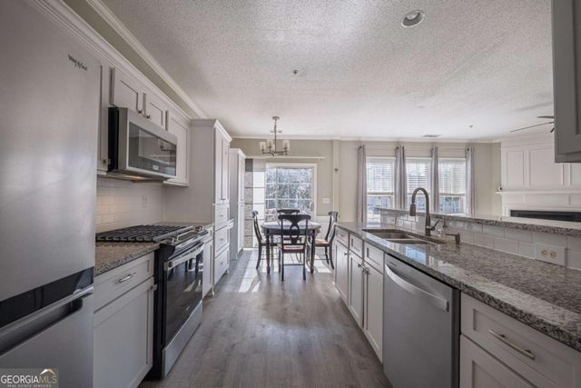 175 Regent Place, Woodstock, GA 30188