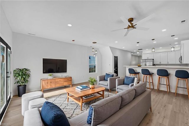 1527 Highland AVE, Portsmouth, VA 23704