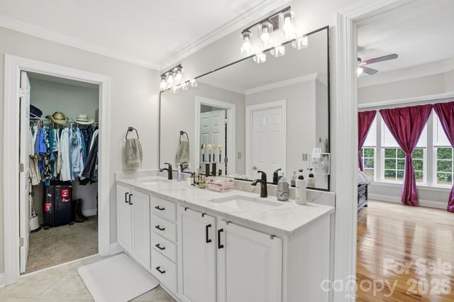 3304 Taviston Drive, Waxhaw, NC 28173