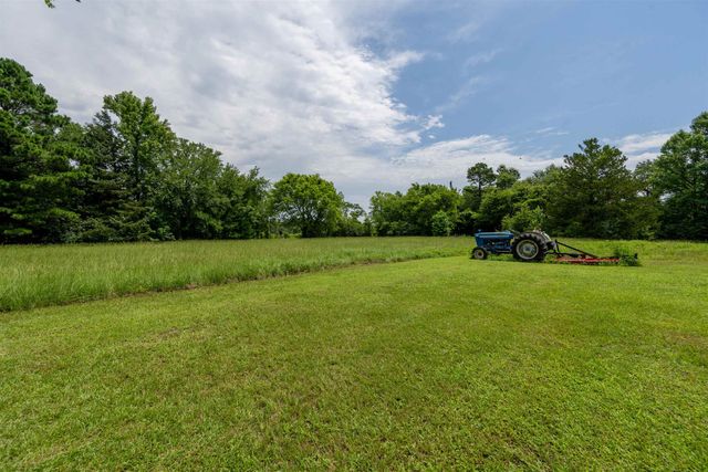 14045 Henry St., Ore City, TX 75638