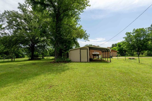 14045 Henry St., Ore City, TX 75638