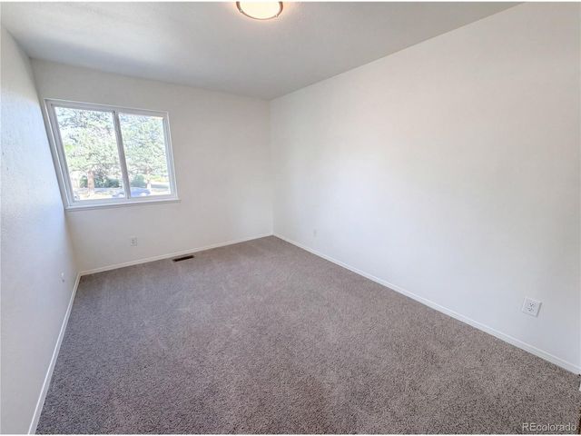 10330 E Weaver Pl, Englewood, CO 80111