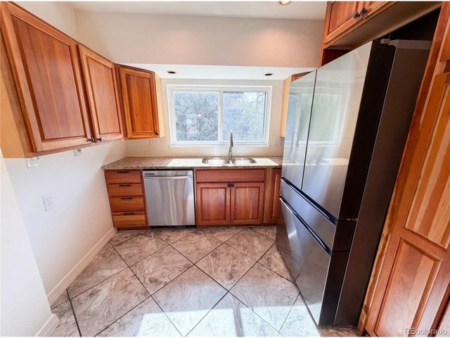 10330 E Weaver Pl, Englewood, CO 80111