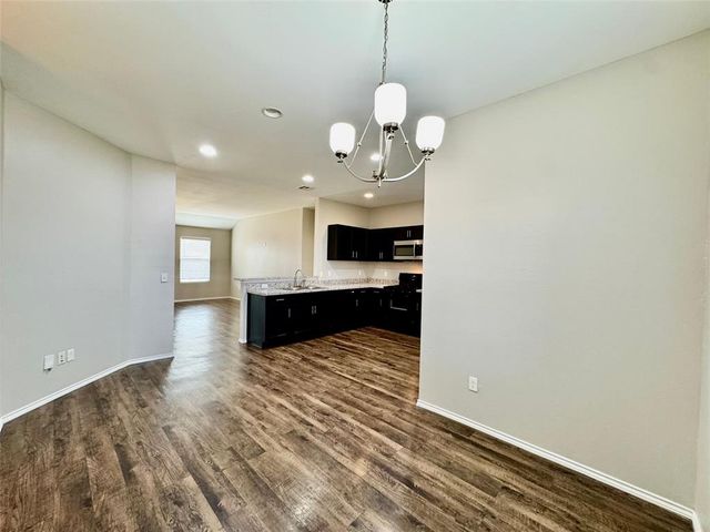 10708 SW 23rd Terrace, Yukon, OK 73099
