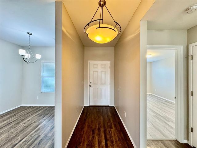 10708 SW 23rd Terrace, Yukon, OK 73099