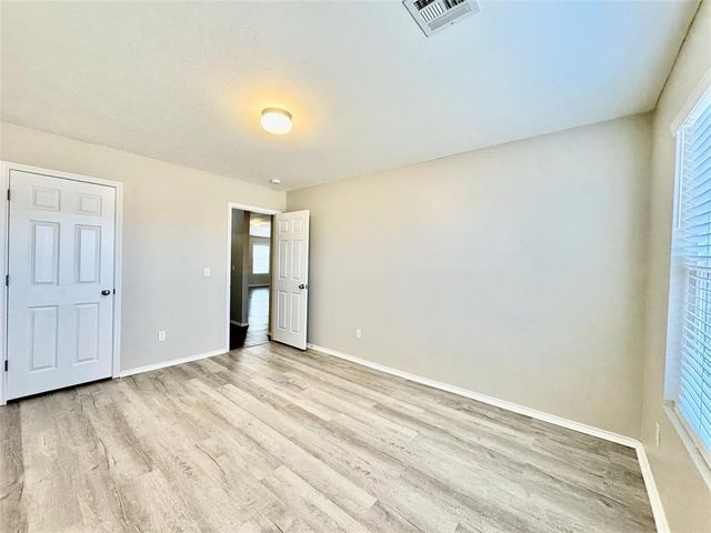 10708 SW 23rd Terrace, Yukon, OK 73099