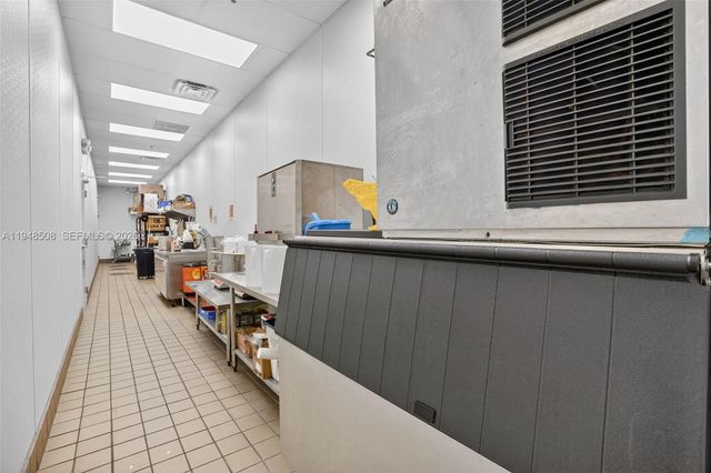 For Sale Boba Tea Shop in North Miami Beach, North Miami Beach, FL 33181