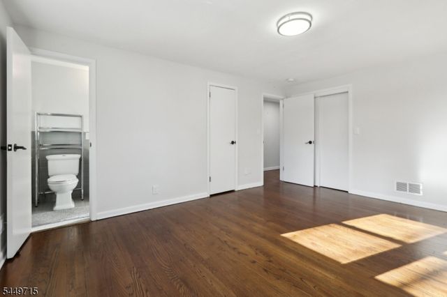 287 Country Club Dr, Oradell Boro, NJ 07649