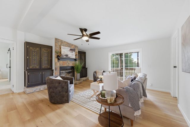 488 N Hydraulic, Belle Plaine, KS 67013