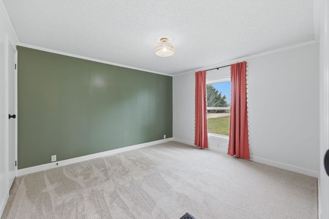 488 N Hydraulic, Belle Plaine, KS 67013