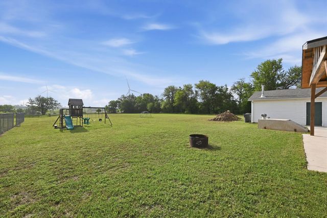 488 N Hydraulic, Belle Plaine, KS 67013
