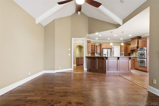 309 E Imperial Street, Broken Arrow, OK 74011