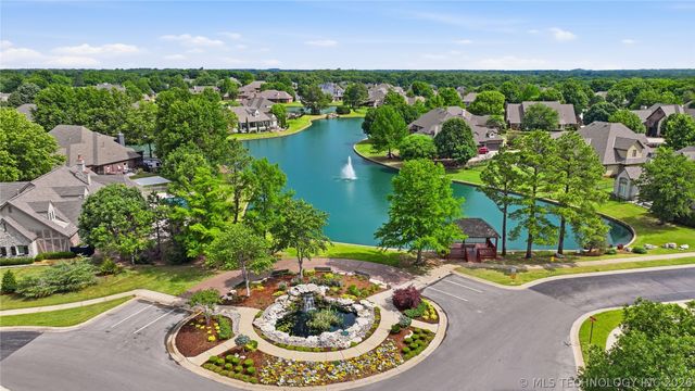 309 E Imperial Street, Broken Arrow, OK 74011