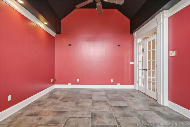 309 E Imperial Street, Broken Arrow, OK 74011