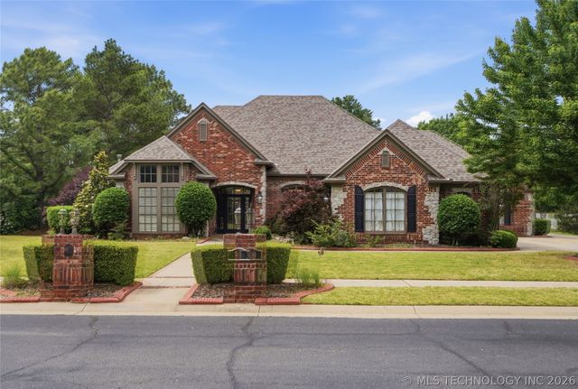 309 E Imperial Street, Broken Arrow, OK 74011