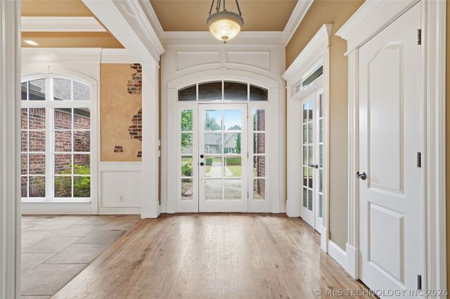 309 E Imperial Street, Broken Arrow, OK 74011