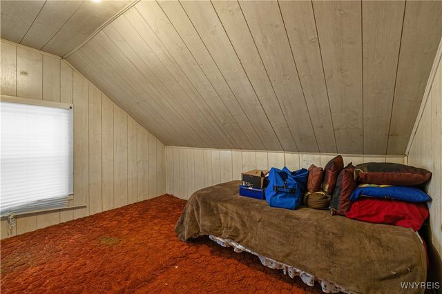 70 Tudor Road, Cheektowaga, NY 14215