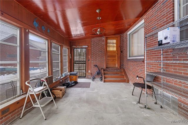 70 Tudor Road, Cheektowaga, NY 14215