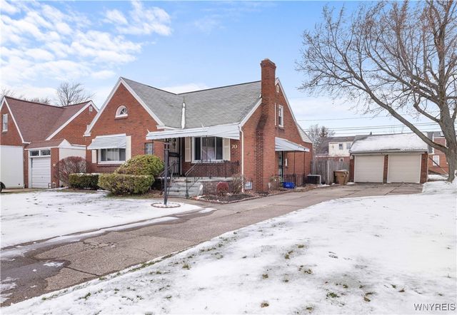 70 Tudor Road, Cheektowaga, NY 14215