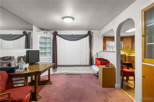 70 Tudor Road, Cheektowaga, NY 14215