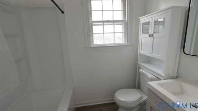 6706 Wentworth St, North Chesterfield, VA 23237