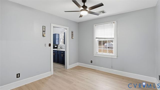 6706 Wentworth St, North Chesterfield, VA 23237