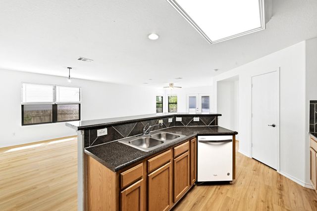 12817 Sexson Ridge CV, Del Valle, TX 78617
