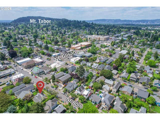 542 Ne 80TH Ave, Portland, OR 97213