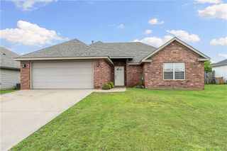 801 SW Castlewood Street, Bentonville, AR 72712
