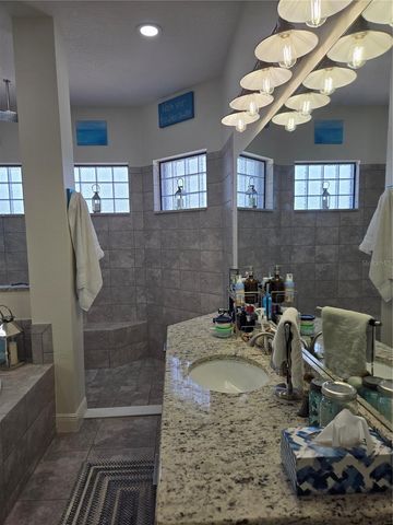 5084 GREENS DRIVE, Lady Lake, FL 32159