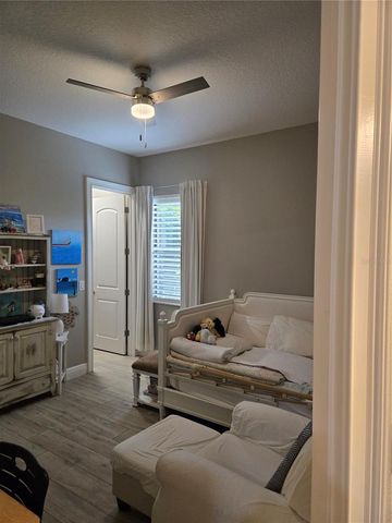 5084 GREENS DRIVE, Lady Lake, FL 32159