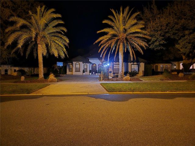 5084 GREENS DRIVE, Lady Lake, FL 32159