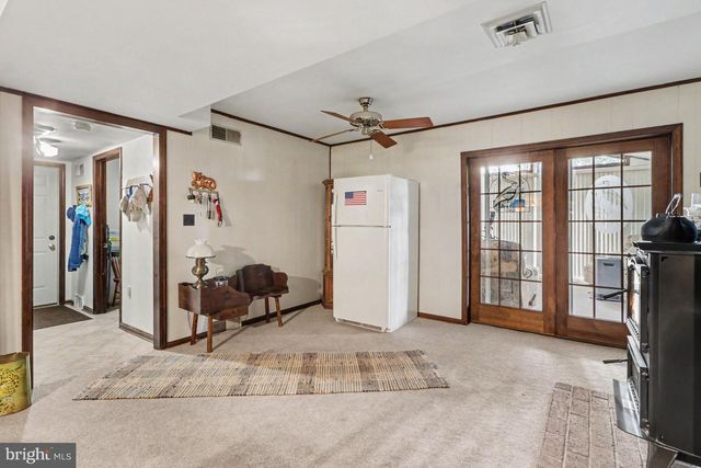 330 COLT DR, Grantville, PA 17028