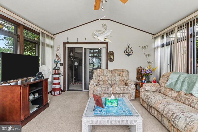 330 COLT DR, Grantville, PA 17028