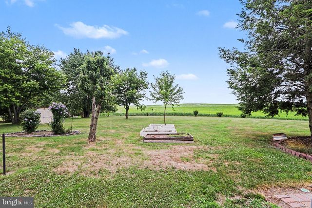 330 COLT DR, Grantville, PA 17028