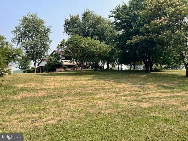 330 COLT DR, Grantville, PA 17028