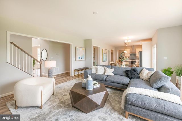 4 OLD ORCHARD RD, Strasburg, PA 17579